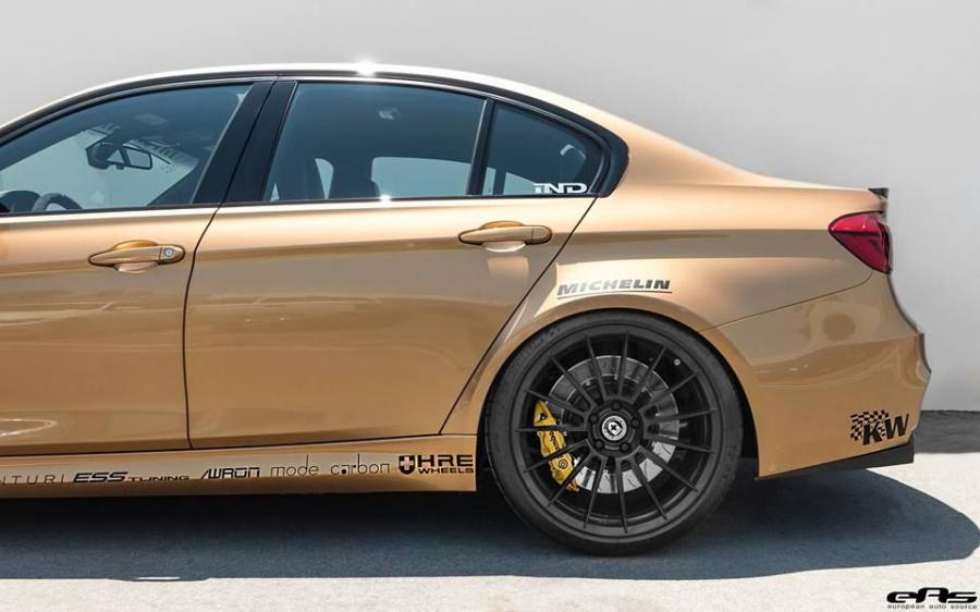 Детали экстерьера BMW M3 Sedan in Gold by EAS 2016 года  (фото 17 из 19)